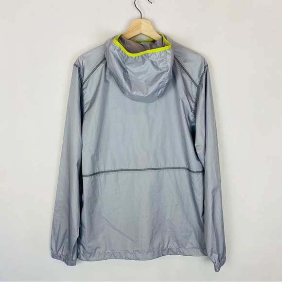 Columbia Packable Reflective Waterproof Gray Windbreaker Jacket - Picture 3 of 7